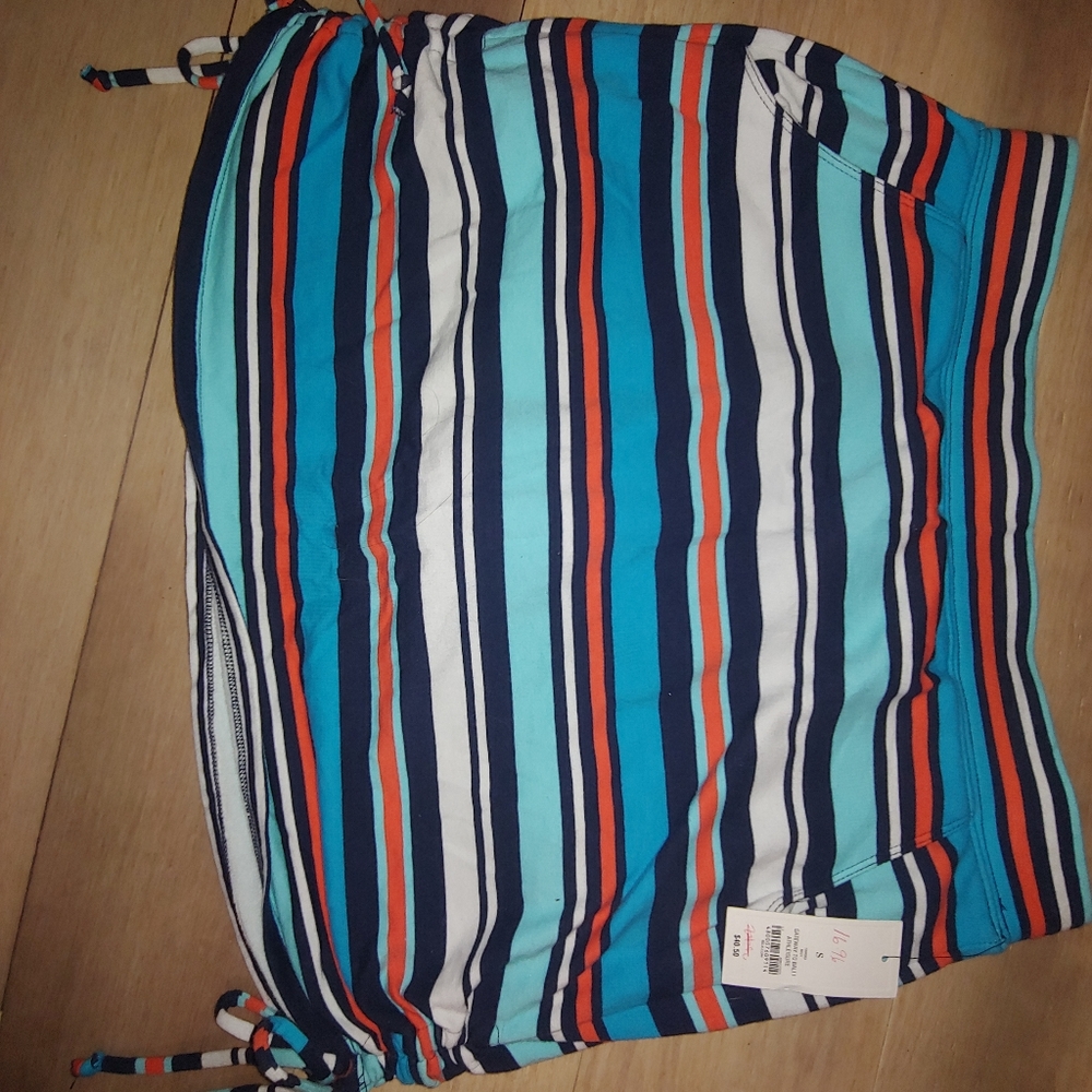 NWT Crown & Ivy Skort